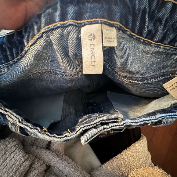 Tractr Denim Blue Jeans - Picture 3 of 5